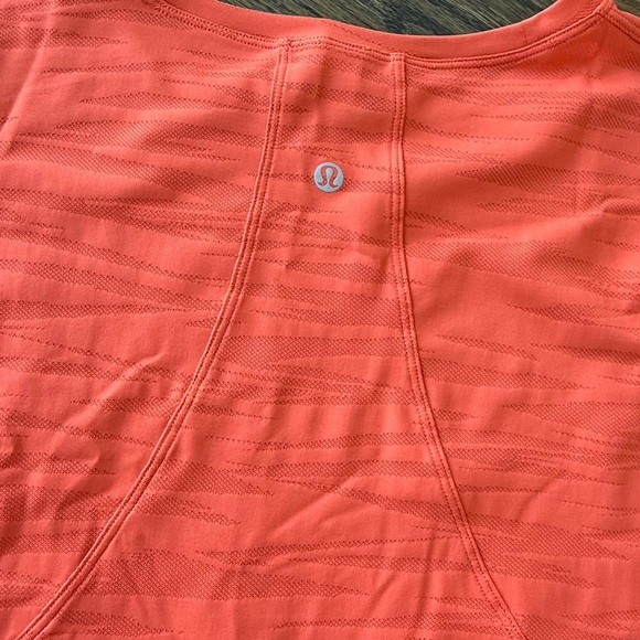 Lululemon Muscle Love Long Sleeve Shirt Tiger Mesh Warm Coral Orange like new - Picture 10 of 10